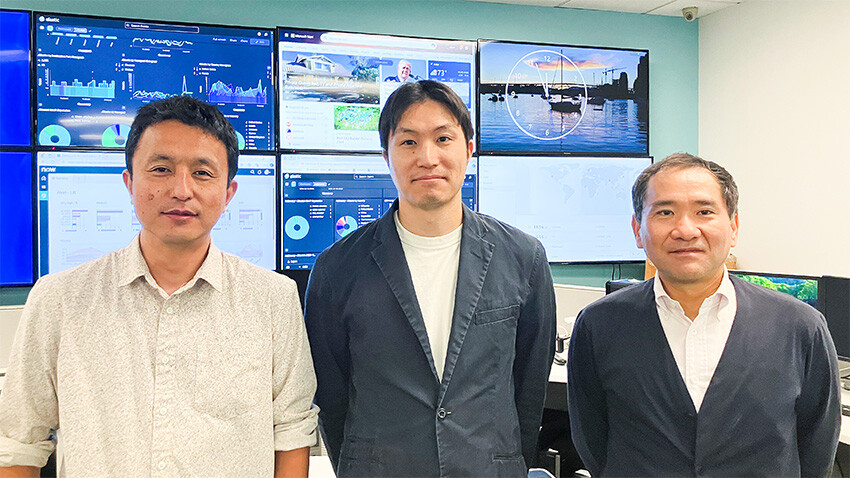 NRI Secure’s Shu Yoshida (General Manager), Koji Tashima (SOC Manager), and Mr. Hasegawa (moderator).